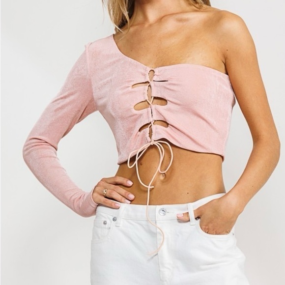 BETTER BE Blush LILY ONE SHOULDER SLINKY TOP - Picture 2 of 3